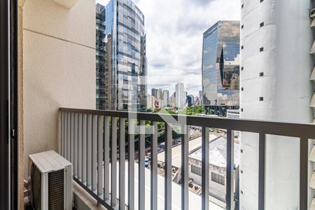 Studio para alugar com 24m², 1 quarto e sem vaga Studio para alugar com 24m², 1 quarto e sem vagaVaranda