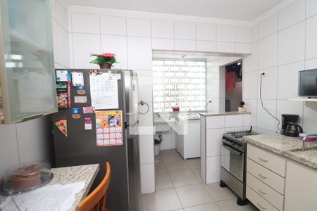 Apartamento à venda com 72m², 2 quartos e 1 vagaCozinha