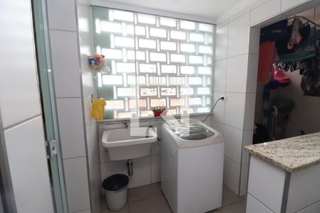 Apartamento à venda com 72m², 2 quartos e 1 vagaÁrea de Serviço