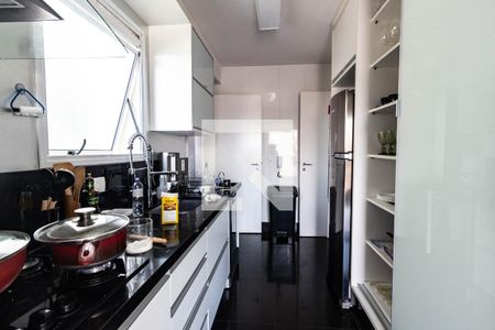 Apartamento à venda com 140m², 3 quartos e 2 vagasCozinha