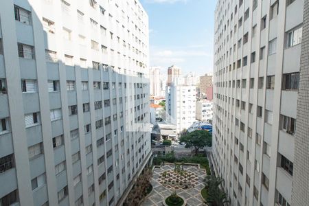 Vista da sala de kitnet/studio para alugar com 1 quarto, 35m² em Liberdade, São Paulo