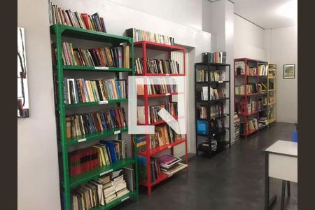 Studio para alugar com 35m², 1 quarto e 1 vaga Studio para alugar com 35m², 1 quarto e 1 vagaBiblioteca