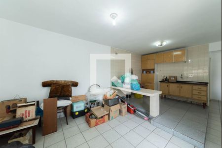 Casa à venda com 300m², 3 quartos e 3 vagas Casa à venda com 300m², 3 quartos e 3 vagasEdícula - Cozinha