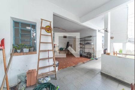 Casa à venda com 300m², 3 quartos e 3 vagas Casa à venda com 300m², 3 quartos e 3 vagasÁrea Gourmet