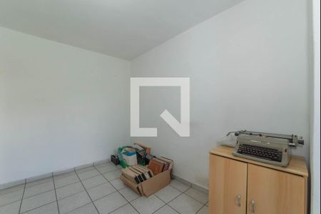 Casa à venda com 300m², 3 quartos e 3 vagas Casa à venda com 300m², 3 quartos e 3 vagasEdícula - Quarto 2