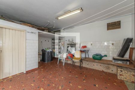 Casa à venda com 300m², 3 quartos e 3 vagas Casa à venda com 300m², 3 quartos e 3 vagasLavanderia