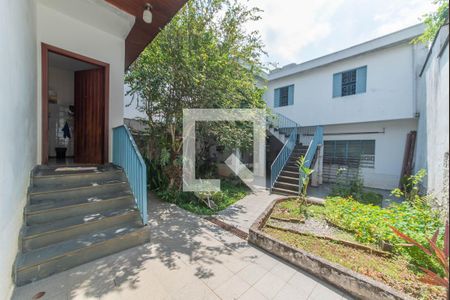 Casa à venda com 300m², 3 quartos e 3 vagas Casa à venda com 300m², 3 quartos e 3 vagasQuintal