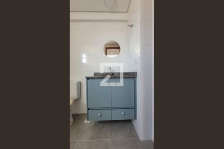 Banheiro de apartamento para alugar com 1 quarto, 37m² em Vila Assunção, Santo André