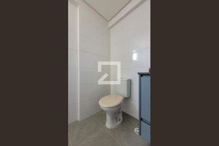 Banheiro de apartamento para alugar com 1 quarto, 37m² em Vila Assunção, Santo André