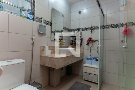 Casa à venda com 143m², 3 quartos e 2 vagasBanheiro Social