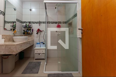 Casa à venda com 143m², 3 quartos e 2 vagasBanheiro Social