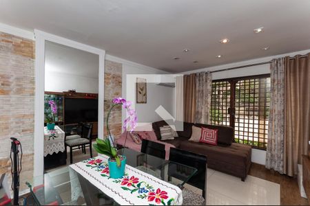 Casa à venda com 143m², 3 quartos e 2 vagasSala