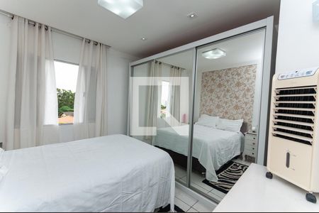 Casa à venda com 143m², 3 quartos e 2 vagasQuarto 2 Suíte