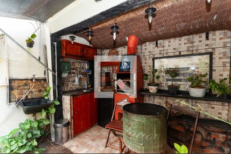 Casa à venda com 143m², 3 quartos e 2 vagasChurrasqueira