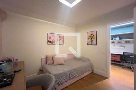 Apartamento à venda com 180m², 3 quartos e 2 vagasQuarto 2