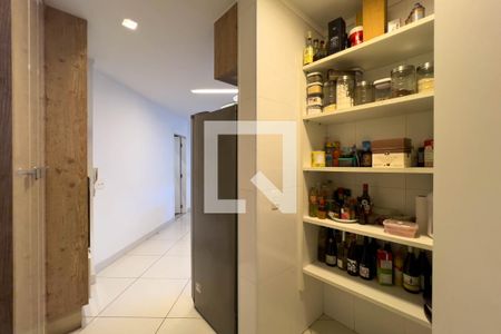 Apartamento à venda com 180m², 3 quartos e 2 vagasCozinha