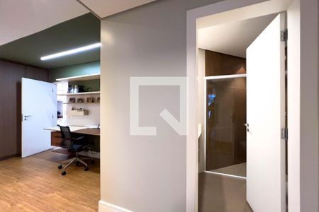 Apartamento à venda com 180m², 3 quartos e 2 vagasHall