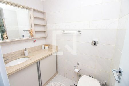 Apartamento à venda com 83m², 2 quartos e 1 vaga Apartamento à venda com 83m², 2 quartos e 1 vagaBanheiro