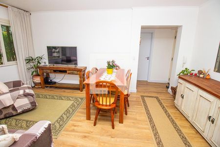 Apartamento à venda com 83m², 2 quartos e 1 vaga Apartamento à venda com 83m², 2 quartos e 1 vagaSala