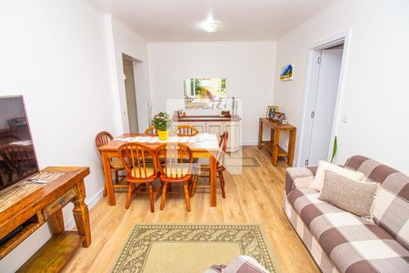 Apartamento à venda com 83m², 2 quartos e 1 vaga Apartamento à venda com 83m², 2 quartos e 1 vagaSala