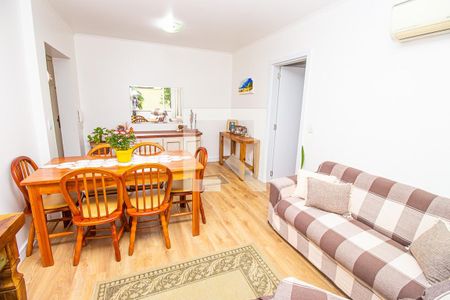 Apartamento à venda com 83m², 2 quartos e 1 vaga Apartamento à venda com 83m², 2 quartos e 1 vagaSala