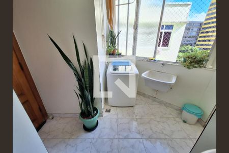 Apartamento à venda com 105m², 3 quartos e sem vagaÁrea de serviço