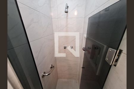 Apartamento à venda com 105m², 3 quartos e sem vagaBanheiro da suíte