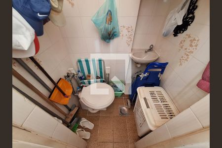 Apartamento à venda com 105m², 3 quartos e sem vagaBanheiro de serviço