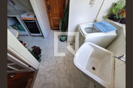 Apartamento à venda com 105m², 3 quartos e sem vagaÁrea de serviço