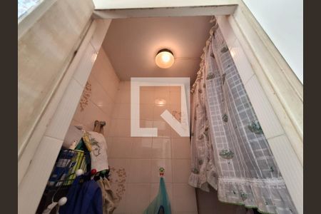 Apartamento à venda com 105m², 3 quartos e sem vagaBanheiro de serviço