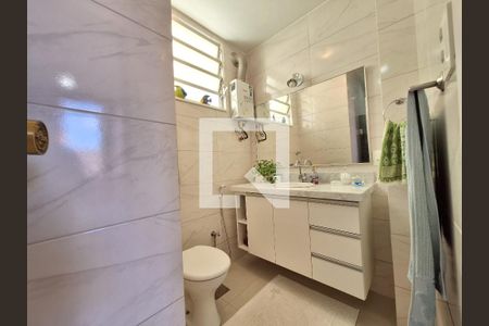 Apartamento à venda com 105m², 3 quartos e sem vagaBanheiro da suíte