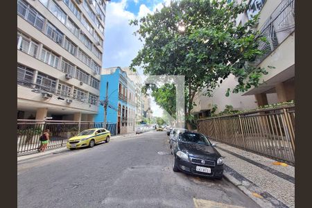 Apartamento à venda com 105m², 3 quartos e sem vagaFachada