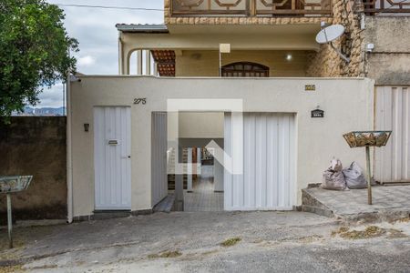 Casa para alugar com 80m², 2 quartos e sem vaga Casa para alugar com 80m², 2 quartos e sem vagaFachada