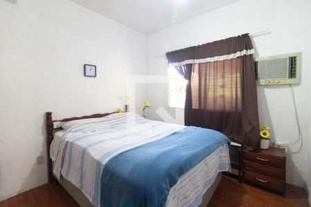 Quarto 1 de casa à venda com 4 quartos, 337m² em Vila Nova, Porto Alegre