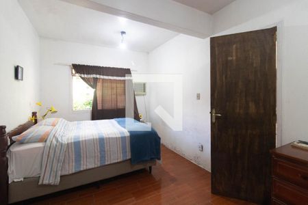 Quarto 1 de casa à venda com 4 quartos, 337m² em Vila Nova, Porto Alegre