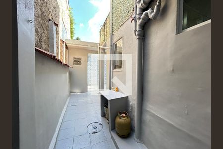 Apartamento à venda com 40m², 1 quarto e sem vagaQuintal