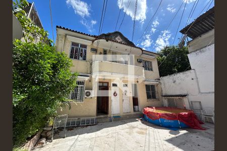 Apartamento à venda com 40m², 1 quarto e sem vagaFachada