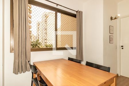 Sala de apartamento à venda com 2 quartos, 50m² em Indianópolis, São Paulo