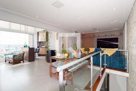 Apartamento à venda com 215m², 3 quartos e 3 vagasCobertura - Sala