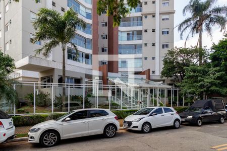 Apartamento à venda com 215m², 3 quartos e 3 vagasFachada