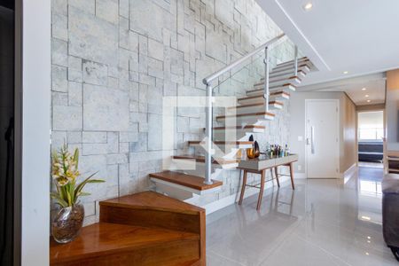 Apartamento à venda com 215m², 3 quartos e 3 vagasEscada