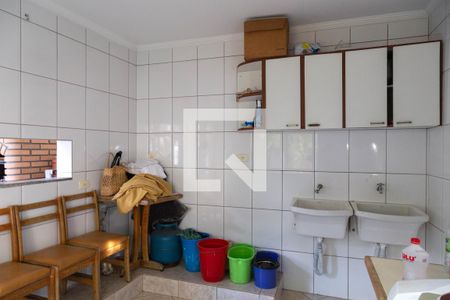 Casa à venda com 450m², 5 quartos e 5 vagasÁrea de Serviço