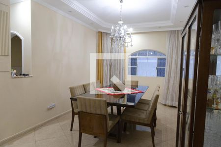 Casa à venda com 450m², 5 quartos e 5 vagasSala de Jantar