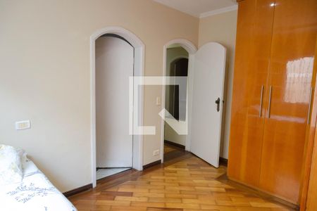 Casa à venda com 450m², 5 quartos e 5 vagasQuarto 6