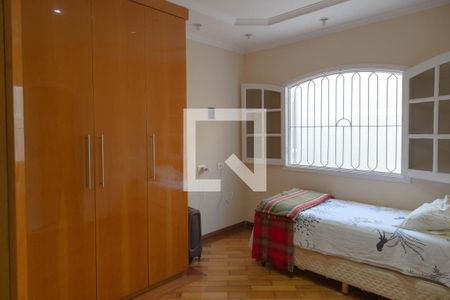 Casa à venda com 450m², 5 quartos e 5 vagasQuarto 4