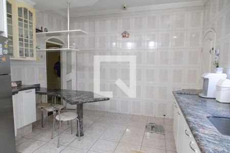 Casa à venda com 450m², 5 quartos e 5 vagasCozinha