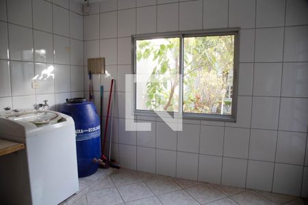 Casa à venda com 450m², 5 quartos e 5 vagasÁrea de Serviço