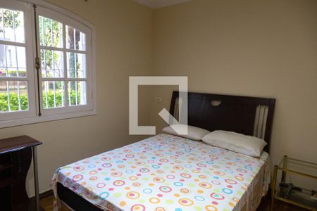 Casa à venda com 450m², 5 quartos e 5 vagasQuarto 4