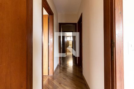 Apartamento para alugar com 161m², 3 quartos e 3 vagas Apartamento para alugar com 161m², 3 quartos e 3 vagasCorredor