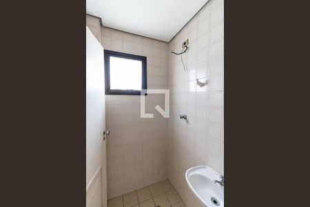 Apartamento para alugar com 161m², 3 quartos e 3 vagas Apartamento para alugar com 161m², 3 quartos e 3 vagasBanheiro de Serviço